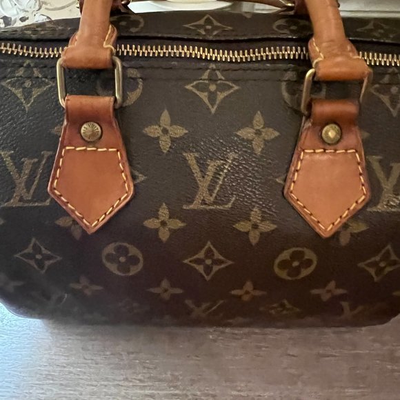 Louis Vuitton Monogram Speedy 25 - Picture 5 of 16